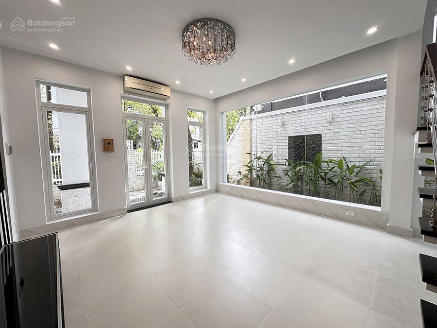 Cho thuê biệt thự 140m2 khu t ciputra 3 phòng ngủ