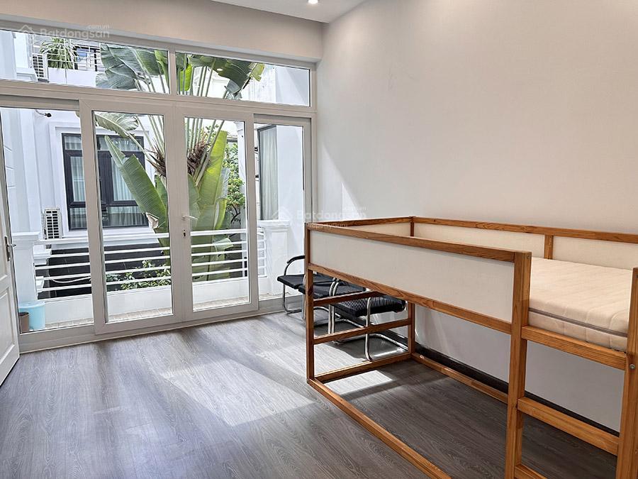 Cho thuê biệt thự 140m2 khu t ciputra 3 phòng ngủ