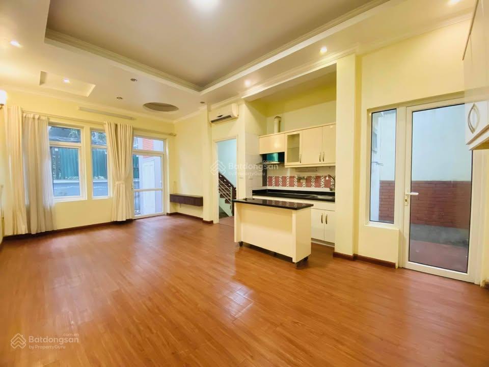Cho thuê nhà phố từ hoa, tây hồ, hà nội