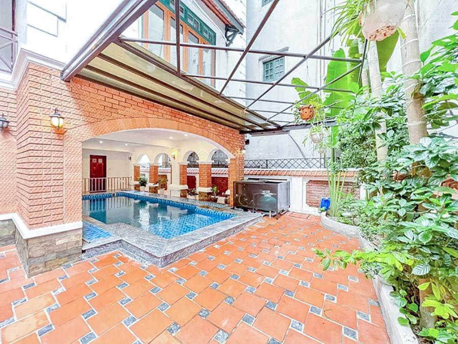 Cho thuê biệt thự bể bơi đường tô ngọc vân, quận tây hồ, hà nội