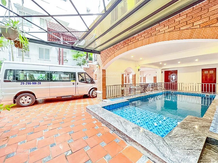 Cho thuê biệt thự bể bơi đường tô ngọc vân, quận tây hồ, hà nội