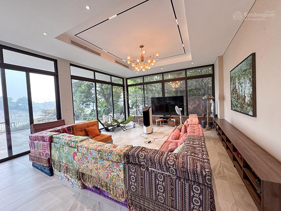 Biệt thự siêu hót view sông đuống có bể bơi phố bắc cầu bồ đề hà nội
