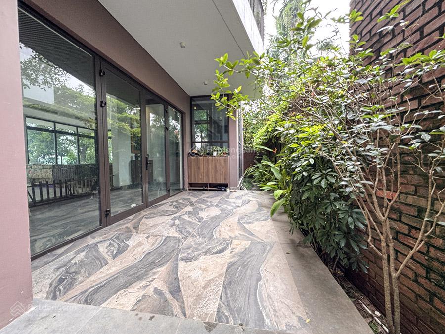 Biệt thự siêu hót view sông đuống có bể bơi phố bắc cầu bồ đề hà nội