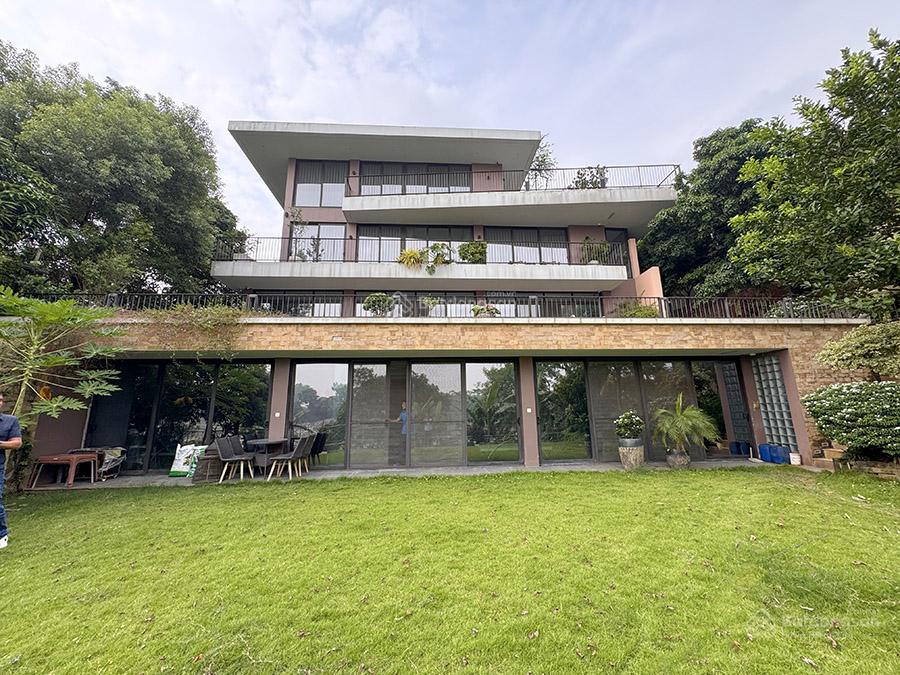 Biệt thự siêu hót view sông đuống có bể bơi phố bắc cầu bồ đề hà nội