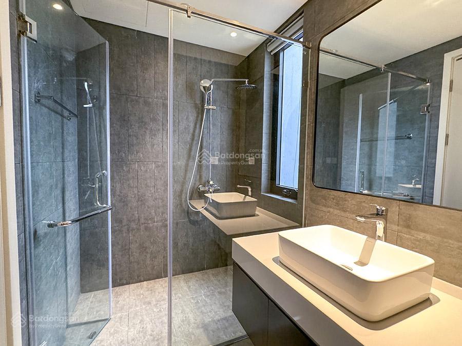 Cho thuê căn hộ dịch vụ view công viên ngọc thụy, phường bồ đề, hà nội