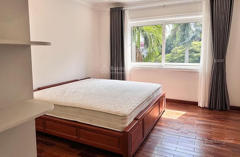 Cho thuê bt 5pn, 3wc, 260m2 giá tốt tại khu đô thị nam thăng long  ciputra, tây hồ
