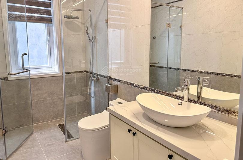 Cho thuê bt 5pn, 3wc, 260m2 giá tốt tại khu đô thị nam thăng long  ciputra, tây hồ
