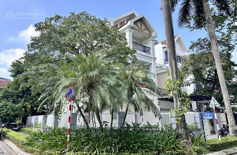 Cho thuê bt 5pn, 3wc, 260m2 giá tốt tại khu đô thị nam thăng long  ciputra, tây hồ