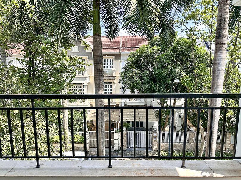 Cho thuê bt 5pn, 3wc, 260m2 giá tốt tại khu đô thị nam thăng long  ciputra, tây hồ