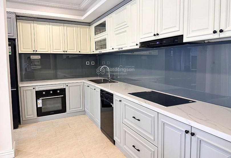 Cho thuê bt 5pn, 3wc, 260m2 giá tốt tại khu đô thị nam thăng long  ciputra, tây hồ