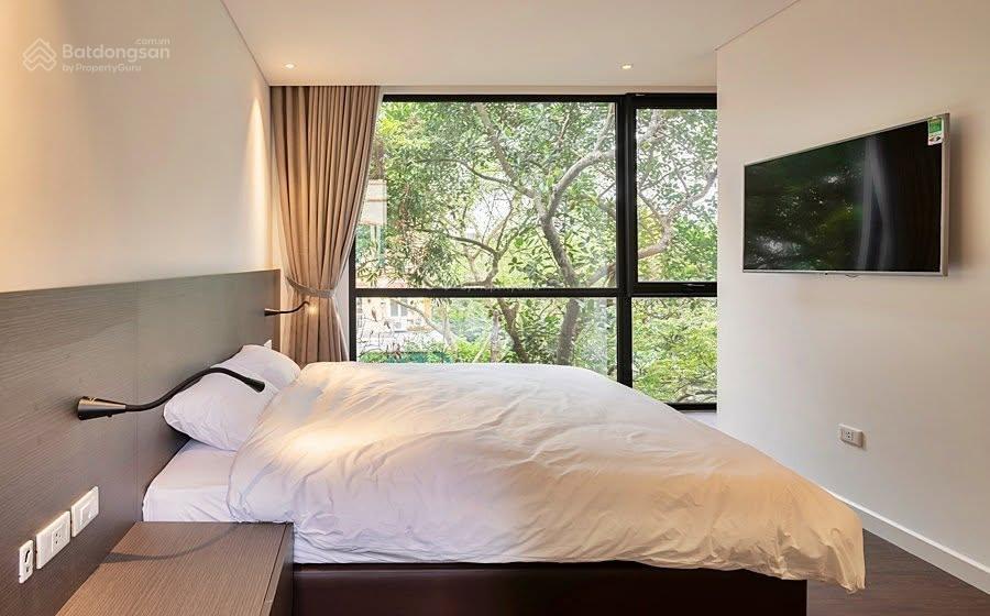 Cho thuê chung cư mini view đẹp 4pn, 3wc, 100 triệu, 180m2 ở quảng khánh, tây hồ, hà nội