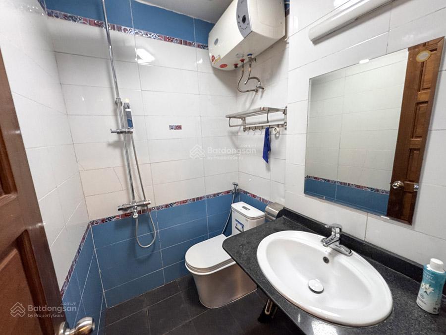 Cho thuê gấp nhà 6pn, 6wc, 70m2, 35 triệu, ở âu cơ, p tứ liên, q.tây hồ