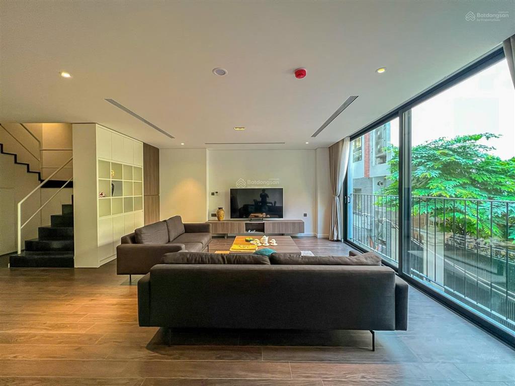 Cho thuê căn hộ dịch vụ duplex đường tô ngọc vân tây hồ