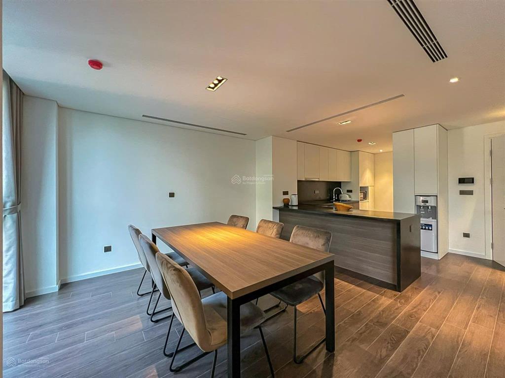 Cho thuê căn hộ dịch vụ duplex đường tô ngọc vân tây hồ