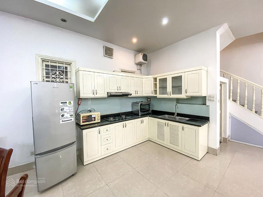 Cho thuê nr 4pn 4wc 95m2 tại trong ngõ phỗ quảng khánh, 20 triệu vnd