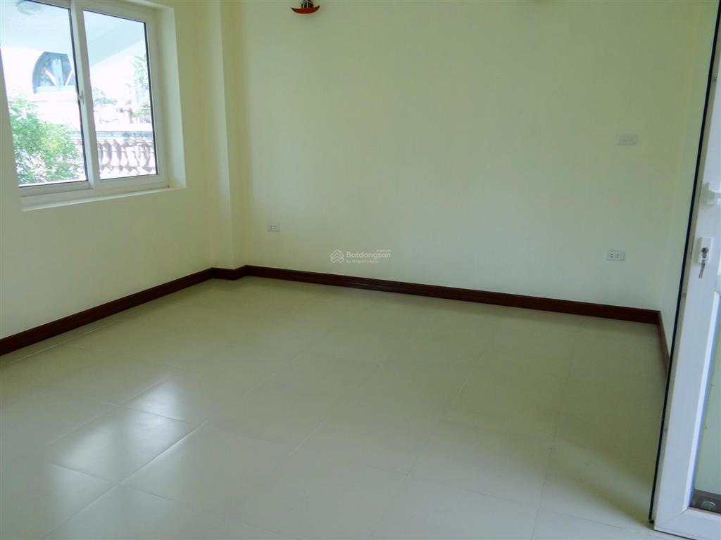 Cho thuê nhà ở hoặc kinh doanh trong ngõ đường đặng thai mai, tây hồ