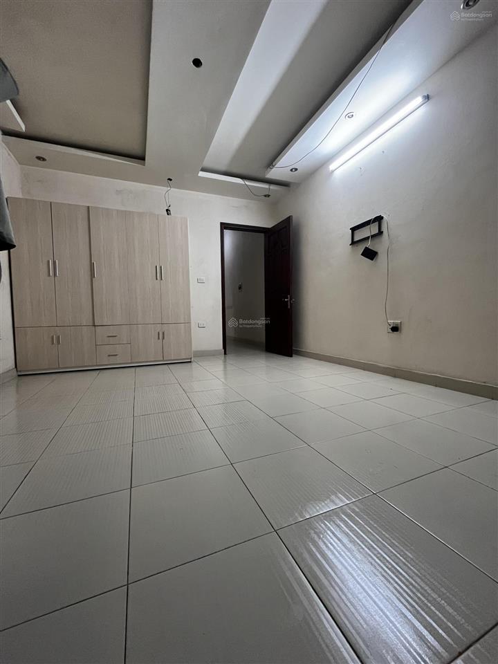 Bán nhà đường nguyễn xá, bắc từ liêm 65m2 x 5 tầng, 3 mặt thoáng oto đỗ cửa 0972 893 ***