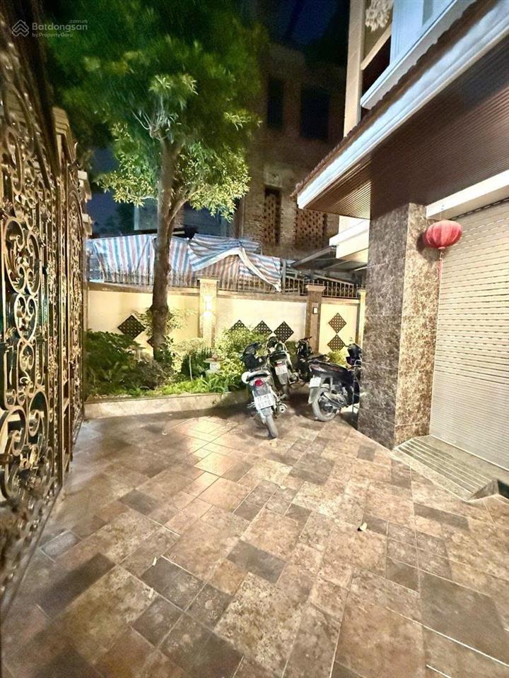 Biệt thự mễ trì đẳng cấp ô tô tránh vỉa hè kinh doanh 130m