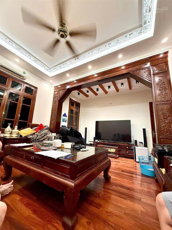 Biệt thự mễ trì đẳng cấp ô tô tránh vỉa hè kinh doanh 130m