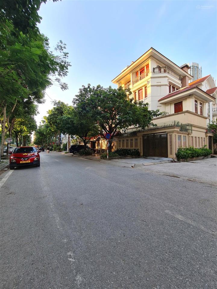 Biệt thự kđt mễ trì hạ  nam từ liêm