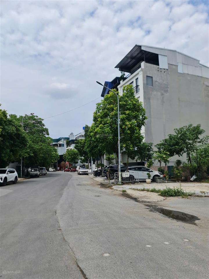Cho thuê mặt bằng tầng 1 gần cao đẳng fpt, trịnh văn bô 70m², giá 7 triệu/tháng