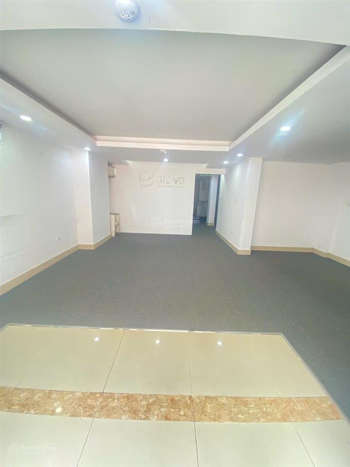 Cho thuê sàn văn phòng liền kề hd mon hàm nghi 96m² thang máy