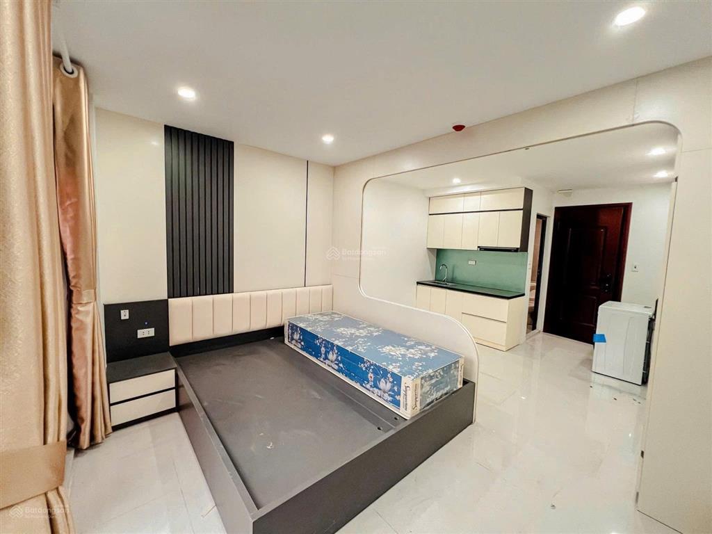 Bán tòa căn hộ dịch vụ phương canh 70m x 7 tầng 17 phòng dòng tiền 900 triệu/năm