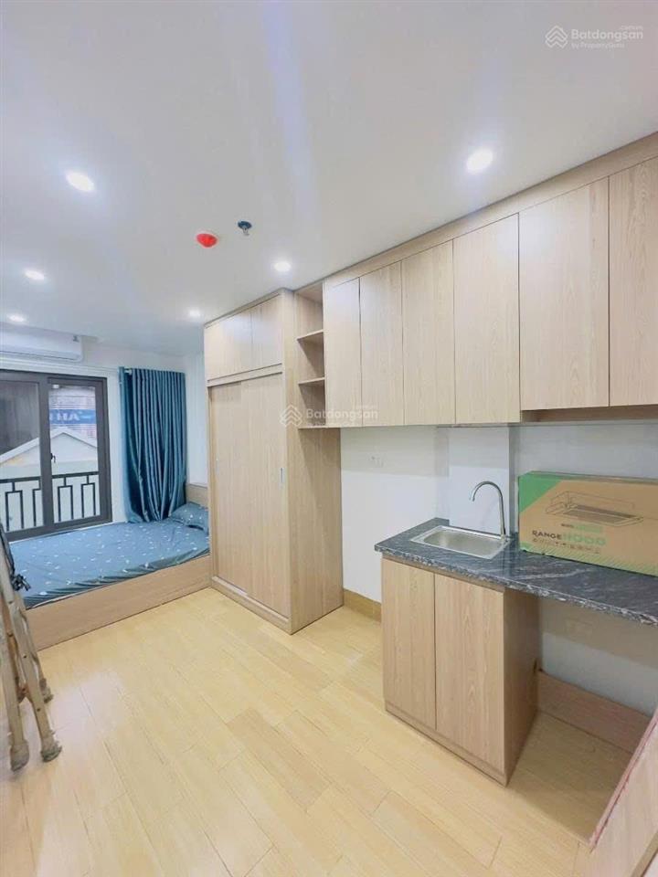 Bán tòa ccmn cầu giấy 6 tầng thang máy, 20 căn hộ, dòng tiền 100 triệu/tháng, giá 24 tỷ