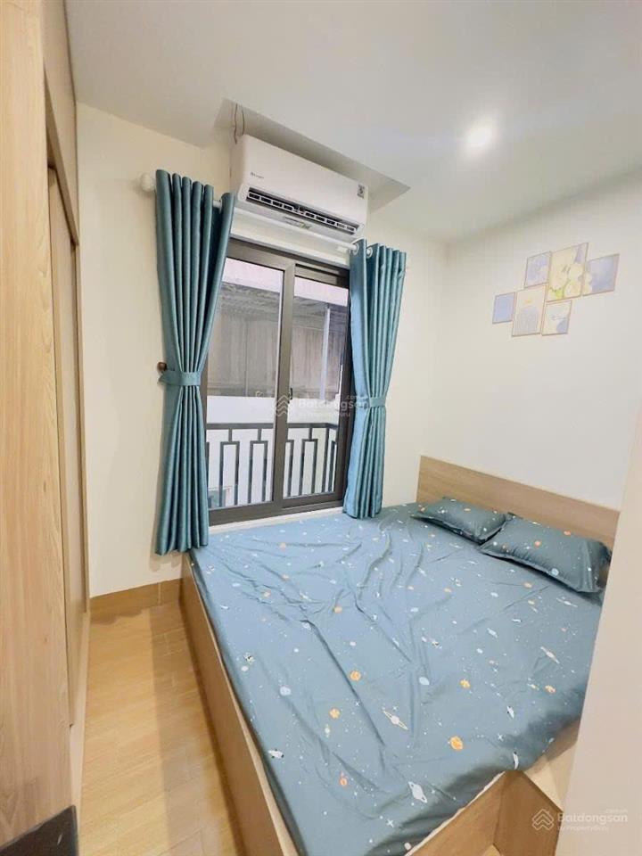 Bán tòa ccmn cầu giấy 6 tầng thang máy, 20 căn hộ, dòng tiền 100 triệu/tháng, giá 24 tỷ