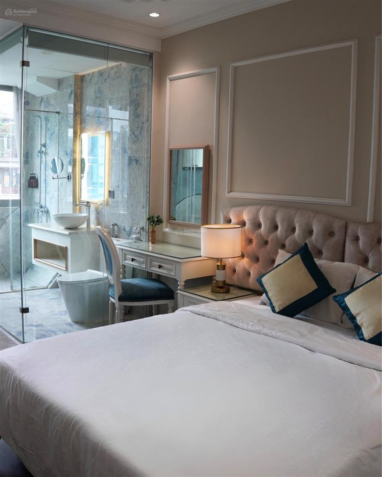 Cho thuê căn hộ full nội thất mặt phố nguyễn văn cừ gần hồ hoàn kiếm
