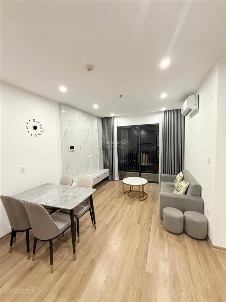 Căn hộ 2pn toà i2 imperia,dt 55m, full nội thất, view hồ công viên, sẵn sổ, hỗ trợ vay, giá 4,6 tỷ