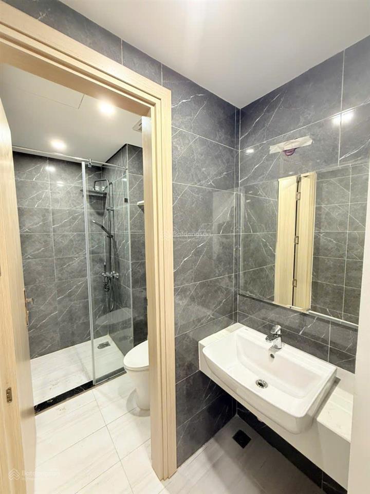 Căn hộ 2pn toà i2 imperia,dt 55m, full nội thất, view hồ công viên, sẵn sổ, hỗ trợ vay, giá 4,6 tỷ