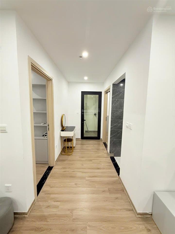 Căn hộ 2pn toà i2 imperia,dt 55m, full nội thất, view hồ công viên, sẵn sổ, hỗ trợ vay, giá 4,6 tỷ