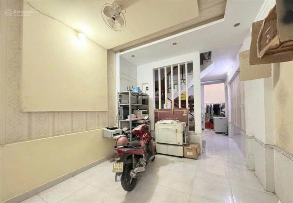 Nhỉnh 5 tỷ dt 4x15m, 2 tầng, huỳnh văn nghệ p15 tân bình, hẻm đẹp, giá quá tốt