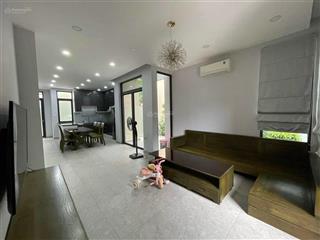 Cho thuê biệt thự lucasta đường liên phường full nội thất giá 32tr dt 175m2