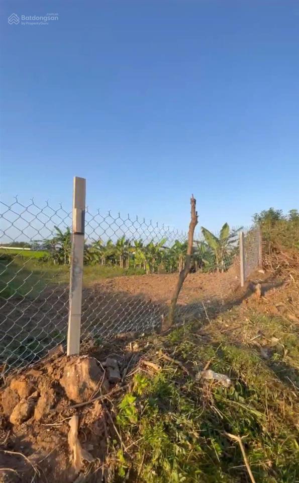 Hót hót ngộp nặng lô đất cách trunh tâm tp tuy hòa 3km giá 250 tr hết lô.