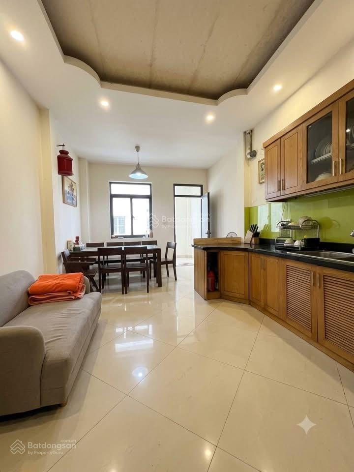 Ô tô đỗ cửa khu phân lô vip cơ hội đầu tư bền vững nhà đẹp ngọc thụy