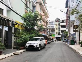 Ô tô đỗ cửa khu phân lô vip cơ hội đầu tư bền vững nhà đẹp ngọc thụy