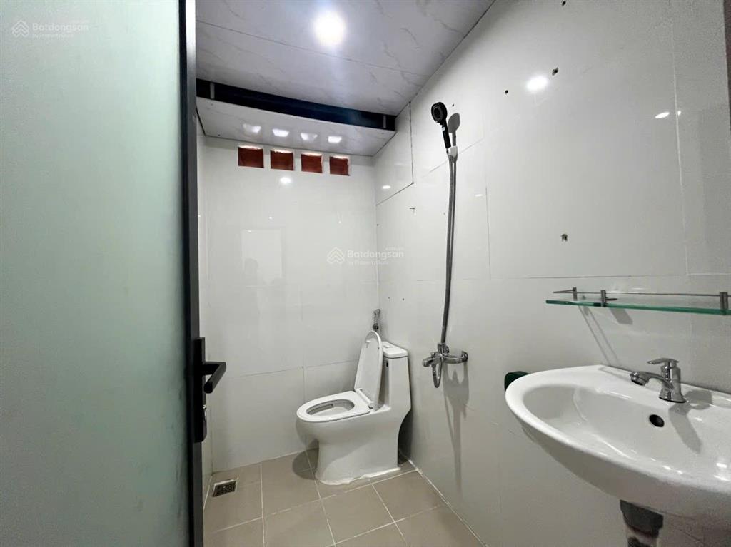 Cho thuê cửa hàng ki ốt, bùi văn ba, 7,5 triệu, 40 m2, tân thuận đông, q7, tp.hcm