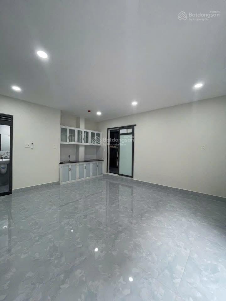 Cho thuê mặt bằng kinh doanh tại nguyễn thị thập, 8,5 triệu, 50m2
