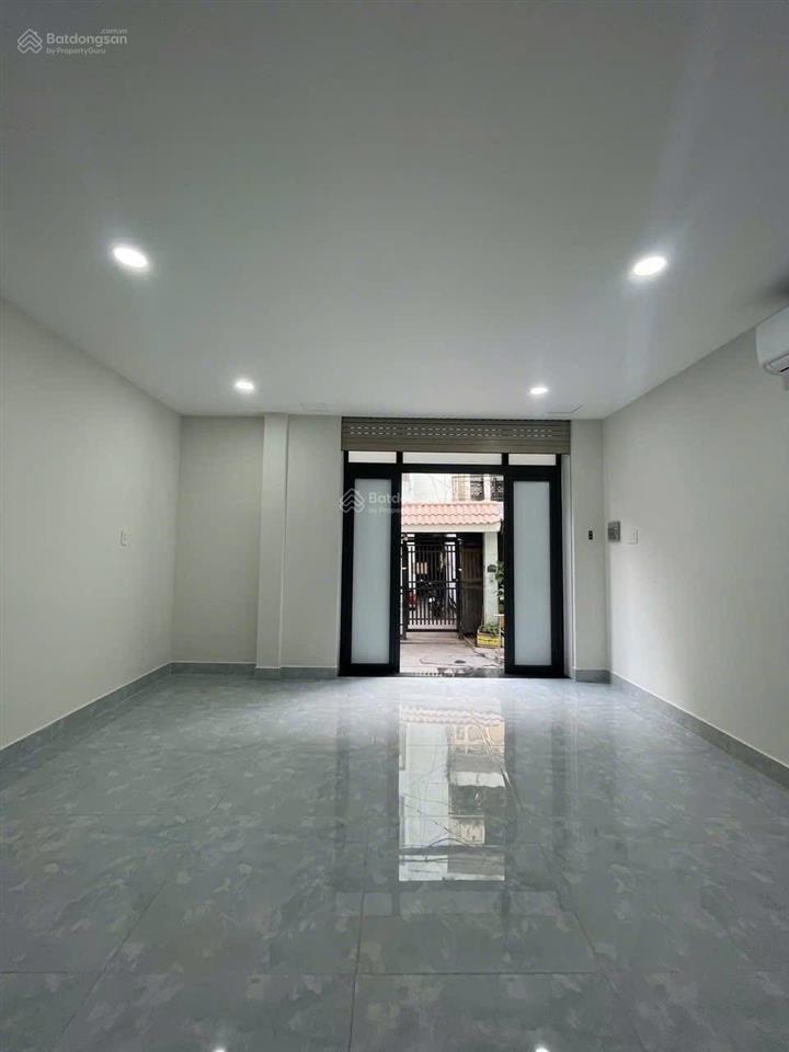 Cho thuê mặt bằng kinh doanh tại nguyễn thị thập, 8,5 triệu, 50m2