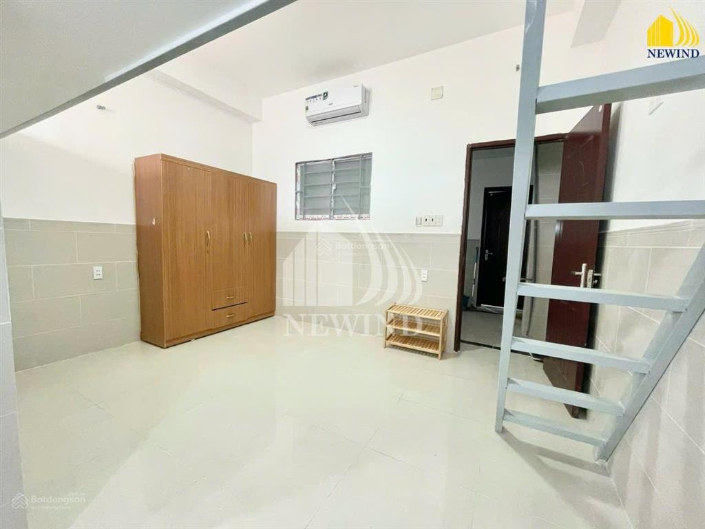 Độc quyền phòng có gác 30m2 ngay kcx, phú mỹ hưng, crescent mall, đại học ufm