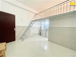 Độc quyền phòng có gác 30m2 ngay kcx, phú mỹ hưng, crescent mall, đại học ufm