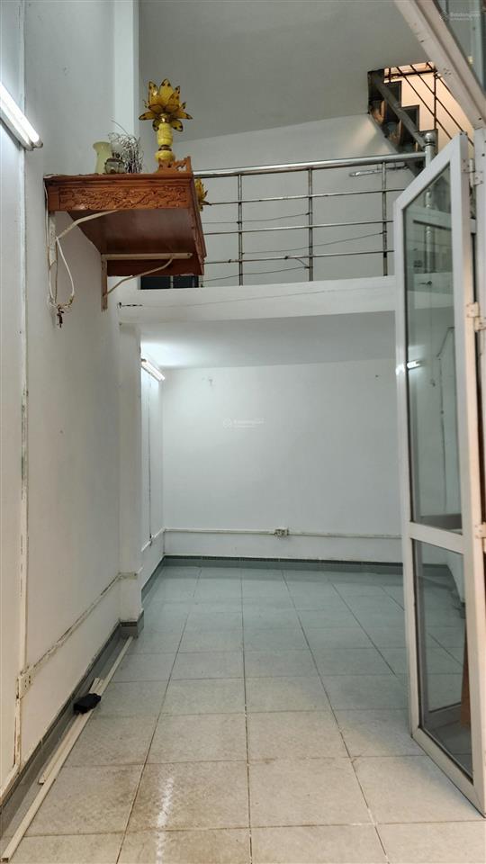 Bán nhà riêng tại số 51 ngõ 76, bạch mai, 3 tỷ, 16m2, 2pn + 1wc, sổ đỏ chính chủ