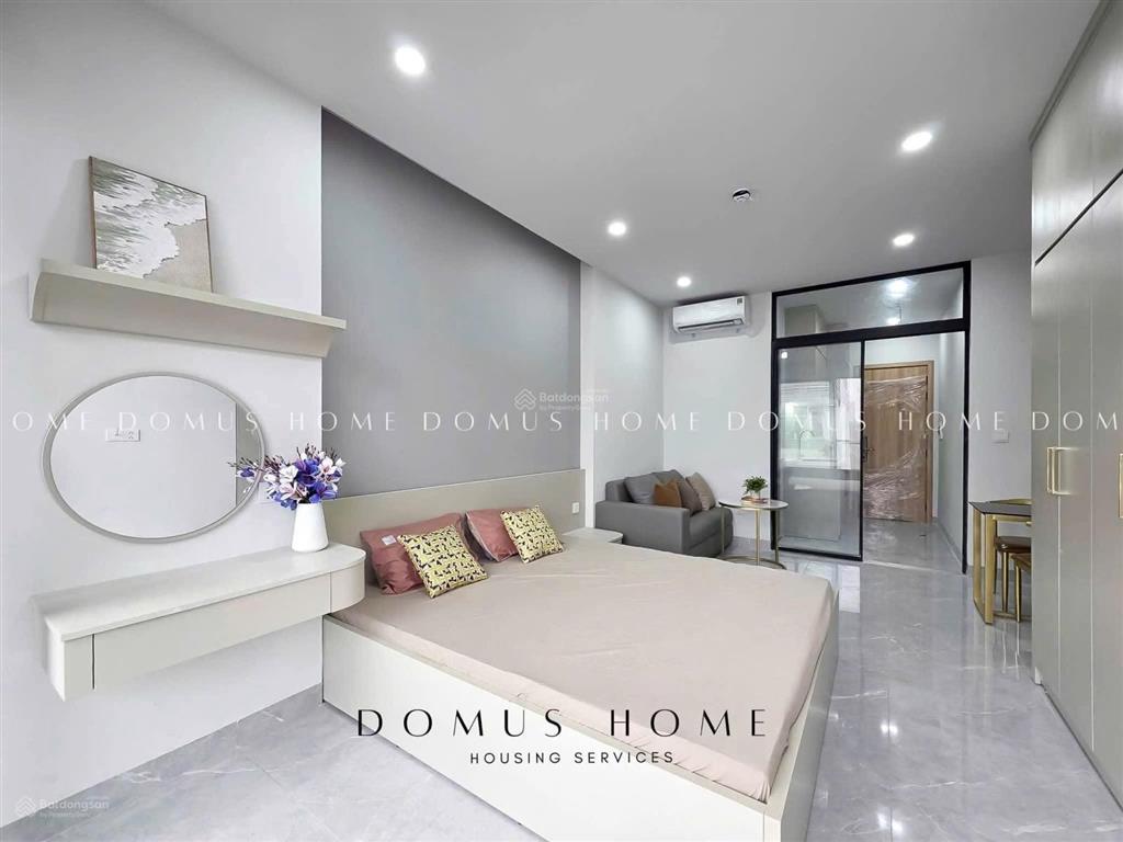 Cho thuê căn hộ dịch vụ  cc mini dạng studio tách bếp full nội thất cao cấp ngay trung tâm quận 7