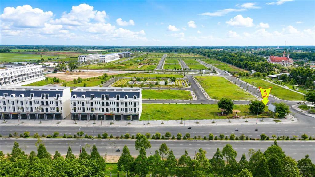 Lô góc 3 mặt tiền 2 mặt đường + 1 mặt công viên | sổ sẵn xây tự do | chỉ 4 tỷ