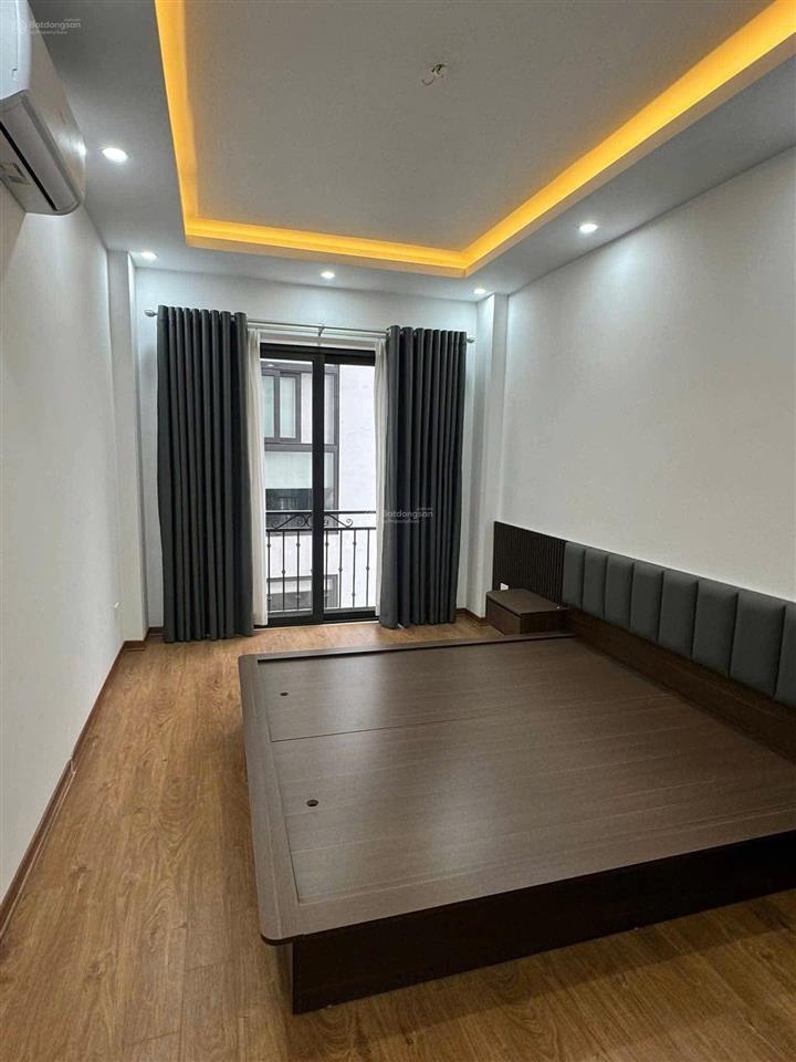 Cho thuê nhà mới long biên gần aeon mall cầu vĩnh tuy đường cổ linh phố trạm  nhà mới tinhgần ô tô