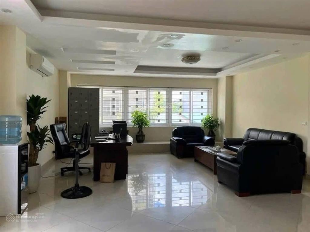 Cho thuê nhà riêng long biên ô tô đỗ ngày đêm làm vp cty kd online  tại ngô gia tự nguyễn văn linh
