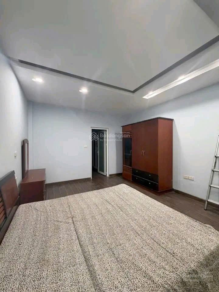 Cho thuê nhà xây mới ngọc thuỵ3 ngủ nội thất cơ bản  gần trường học  phố gia thượng