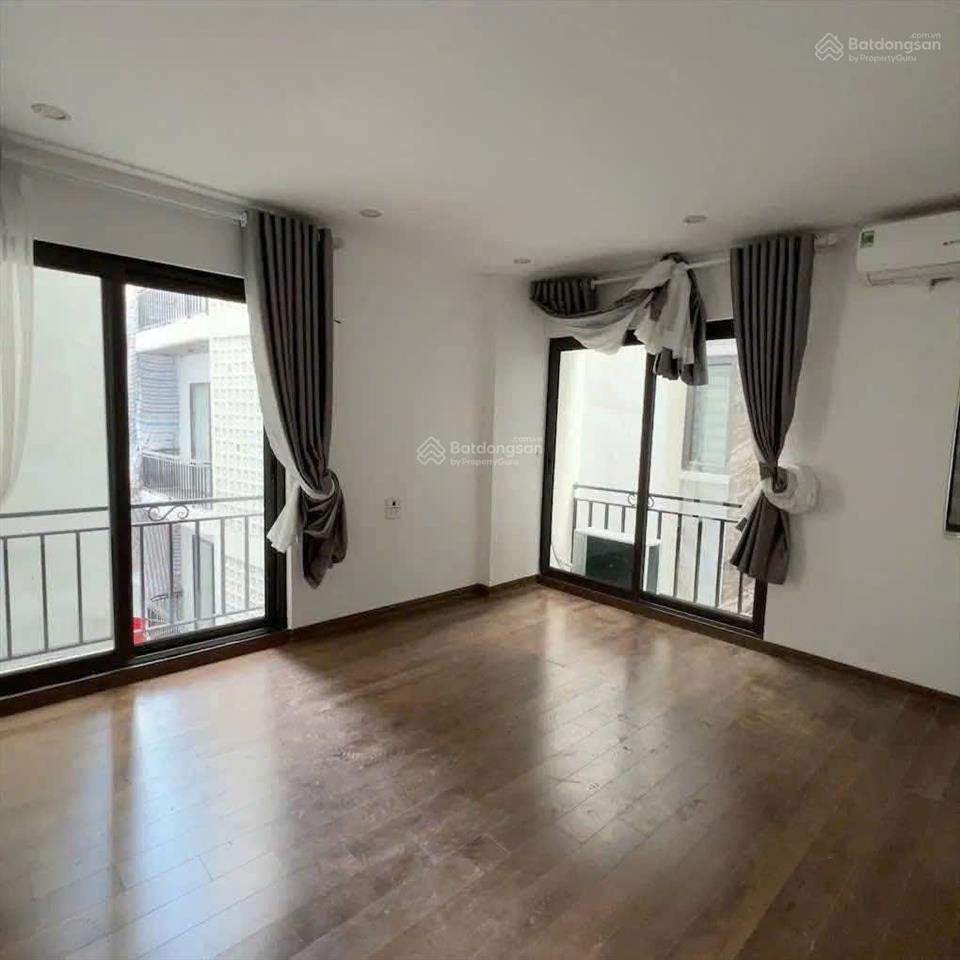 Cho thuê nhà xây mới ngọc thuỵ3 ngủ nội thất cơ bản  gần trường học  phố gia thượng
